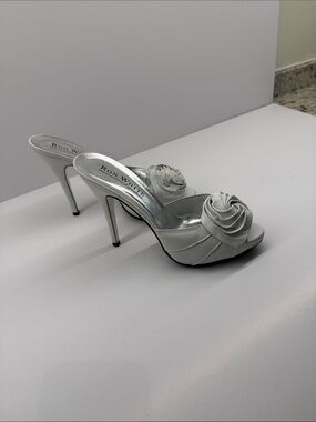Ron White leatherRose-Detail High Heel Mules